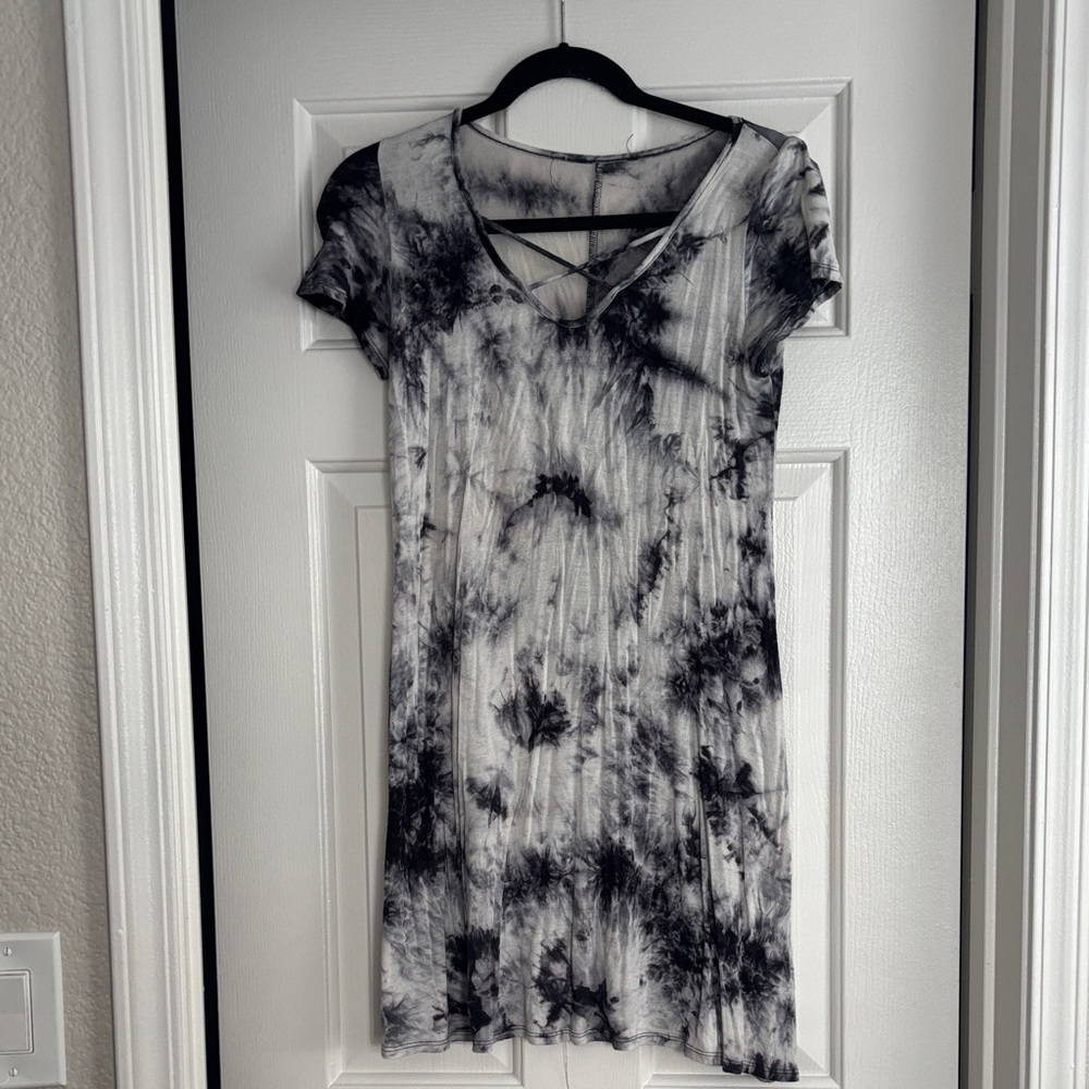 Black and white tie dye dress